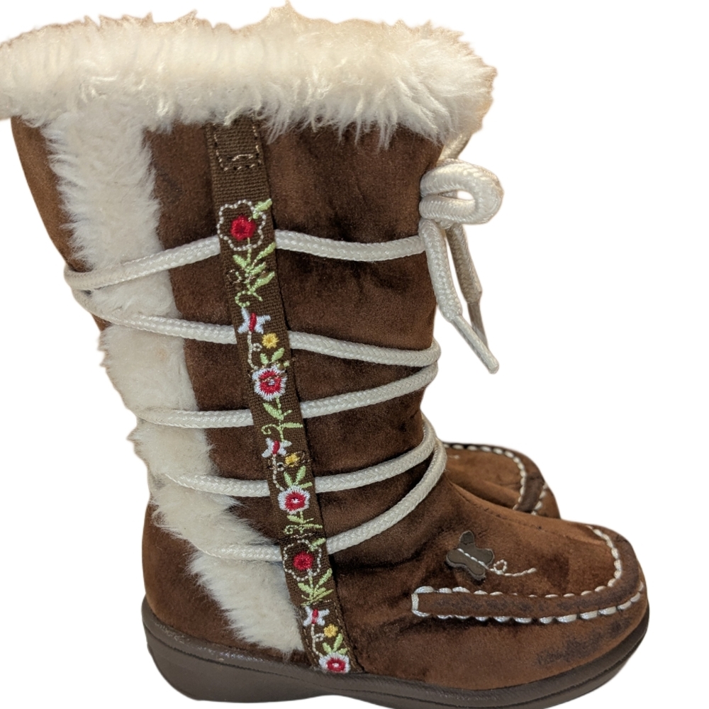 Carter's Mocassin Style Boots